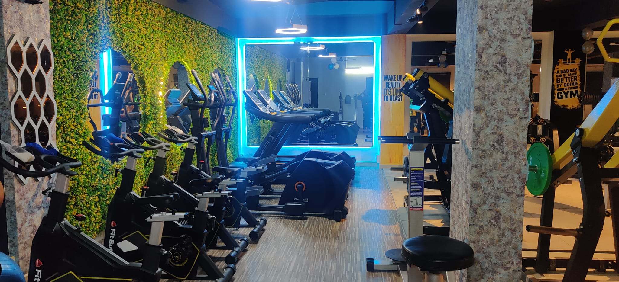 Fitness 007 Interior